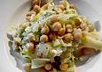 Frische Pasta mit Kichererbsen