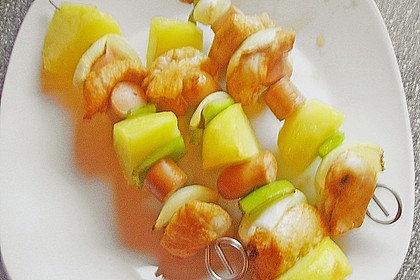 Puten - Kartoffel - Spie&szlig;e mit Mango - Joghurt - Sauce