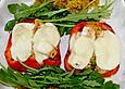 &Uuml;berbackene Paprikah&auml;lften mit Mozzarella