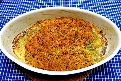 Schlemmerfilet &agrave; la Bordelaise mit Gurkensalat und Stampfkartoffeln 1