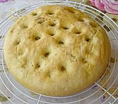 Brot mit Grie&szlig; und einem feinen Oliven&ouml;lgeschmack (Bild)