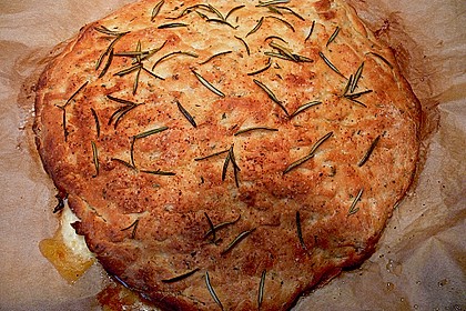 Gruyere - Rosmarin - Kuchen 1
