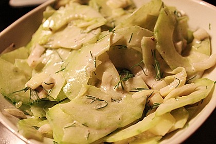 Maris Gurkensalat 9