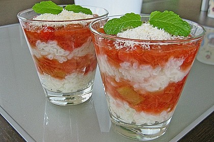 Kokos - Reis mit Rhabarber und Erdbeeren 1