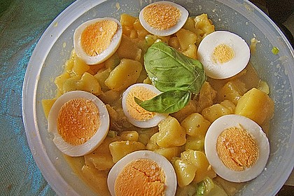 Uschis Kartoffel-Gurkensalat 19
