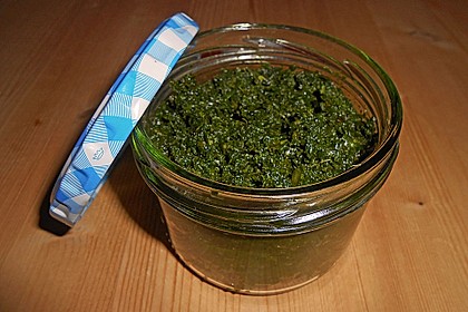 Liebstöckl (Maggikraut) - Paste 3