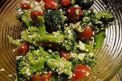 Mediterraner Brokkoli - Salat 5
