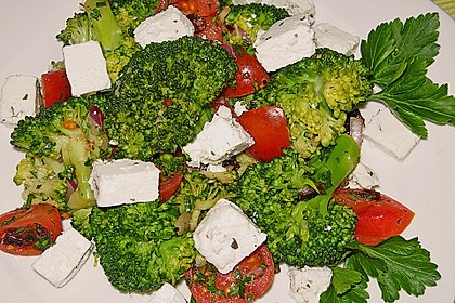 Mediterraner Brokkoli - Salat 17