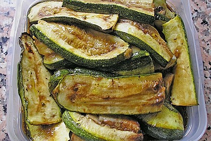 Zucchini mariniert 2