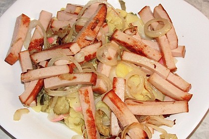 Biergarten - Salat mit Fleischkäse 5