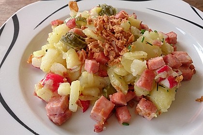 Biergarten - Salat mit Fleischkäse 8