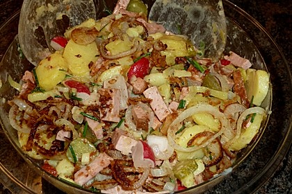 Biergarten - Salat mit Fleischkäse 6