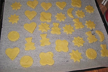 Kekse oder Plätzchen zum Ausstechen 24