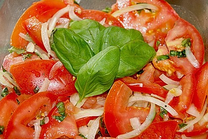 Tomatensalat auf italienische Art