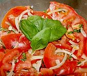 Tomatensalat auf italienische Art (Bild)