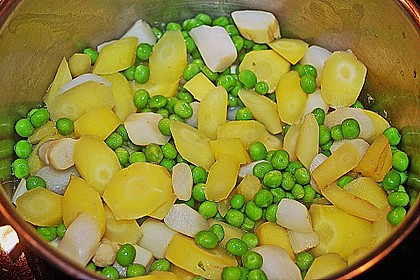 Gem&uuml;seragout mit Kohlrabi, M&ouml;hren und Erbsen