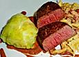 Hirschsteaks mit Hagebuttensauce