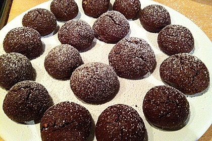Schoko - Cookies mit Erdnussbutter - Füllung 16