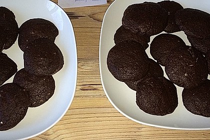 Schoko - Cookies mit Erdnussbutter - Füllung 25