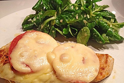 Überbackene Putenschnitzel nach Südtiroler Art 1