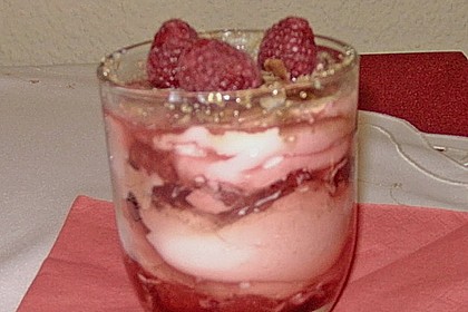 Himbeer - Mascarpone - Dessert 1