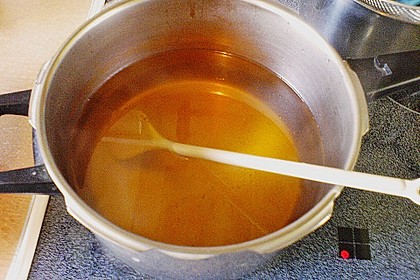 Zitronenmelissesirup 11