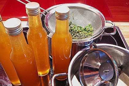 Zitronenmelissesirup 1