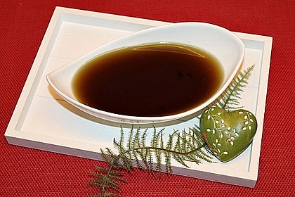 Zitronenmelissesirup 9