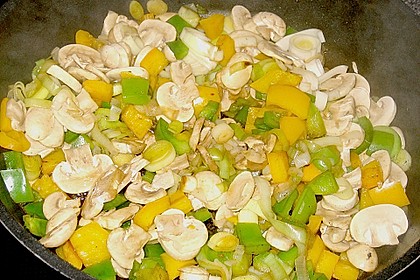 Sp&auml;tzle - H&uuml;hnchen - Pfanne 1