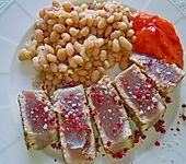 Thunfischsteak auf lauwarmem Bohnensalat und Paprika - Mango - Salsa (Bild)