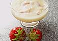 Vanillepudding mit Erdbeeren