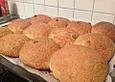 Hefebr&ouml;tchen mit Karamellkruste