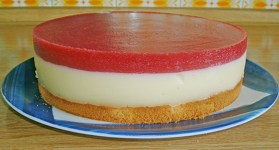 Erdbeermus - Pudding - Torte (Rezept mit Bild) von lacrimosa_80 ...