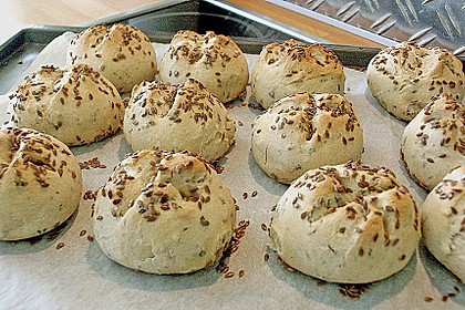 Urmelis Dinkel - Buttermilch Br&ouml;tchen mit Schnittlauch