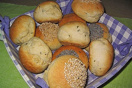 Urmelis Dinkel - Buttermilch Br&ouml;tchen mit Schnittlauch 4