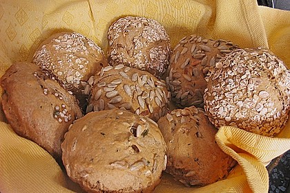 Urmelis Dinkel - Buttermilch Br&ouml;tchen mit Schnittlauch 5