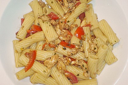 Tomate - Mozzarella - Nudel - Salat 4