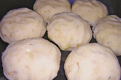 Kartoffelfrikadellen gefüllt mit Schafskäse 39