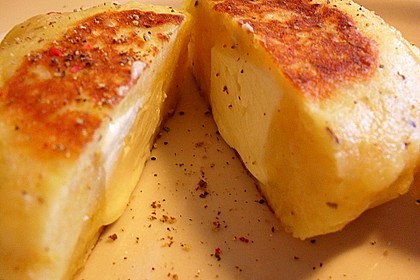 Kartoffelfrikadellen gefüllt mit Schafskäse 18