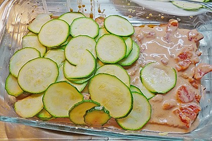 Tomaten - Zucchini - Mozzarella - Auflauf mit Zwieback 1