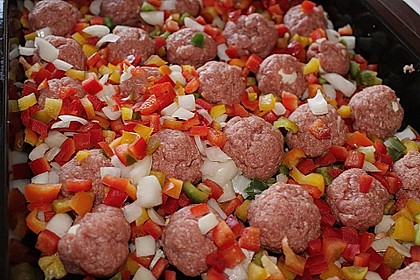 Hackb&auml;llchen mit Zigeunersauce 10
