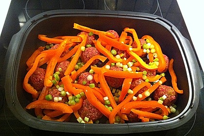 Hackb&auml;llchen mit Zigeunersauce 13