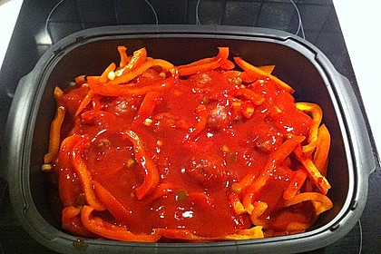 Hackb&auml;llchen mit Zigeunersauce 15