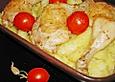 Provencalische H&auml;hnchenschenkel mit Knoblauchkartoffeln und Schmortomaten
