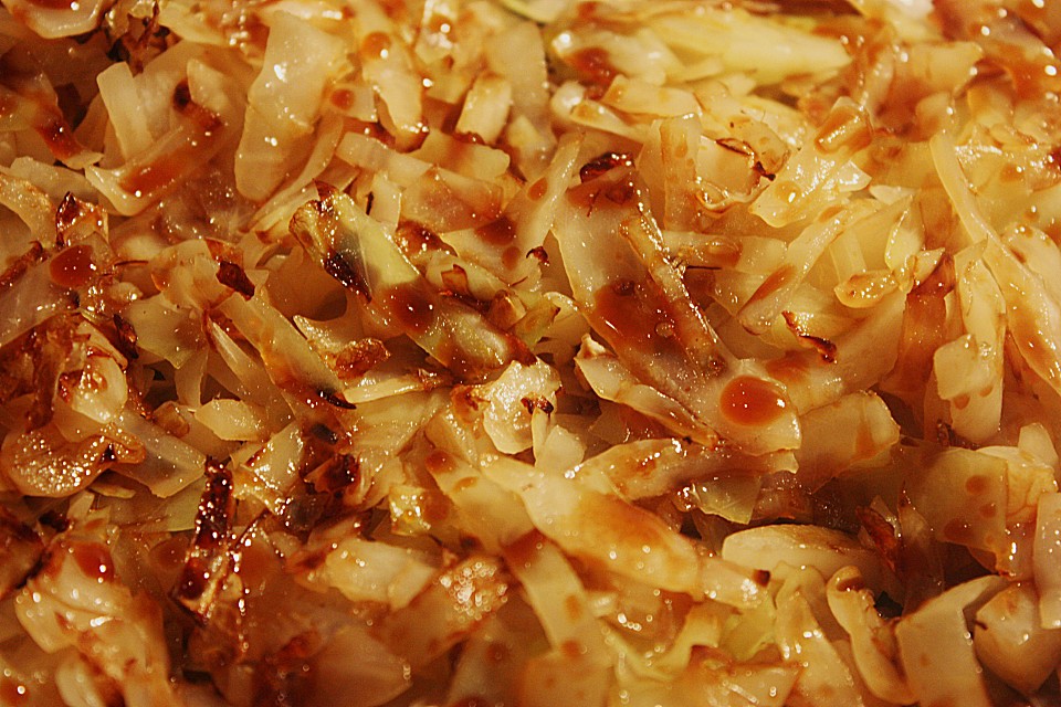 Gebratenes Weißkraut (Rezept mit Bild) von pralinchen | Chefkoch.de