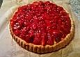 Obsttorte mit Erdbeeren