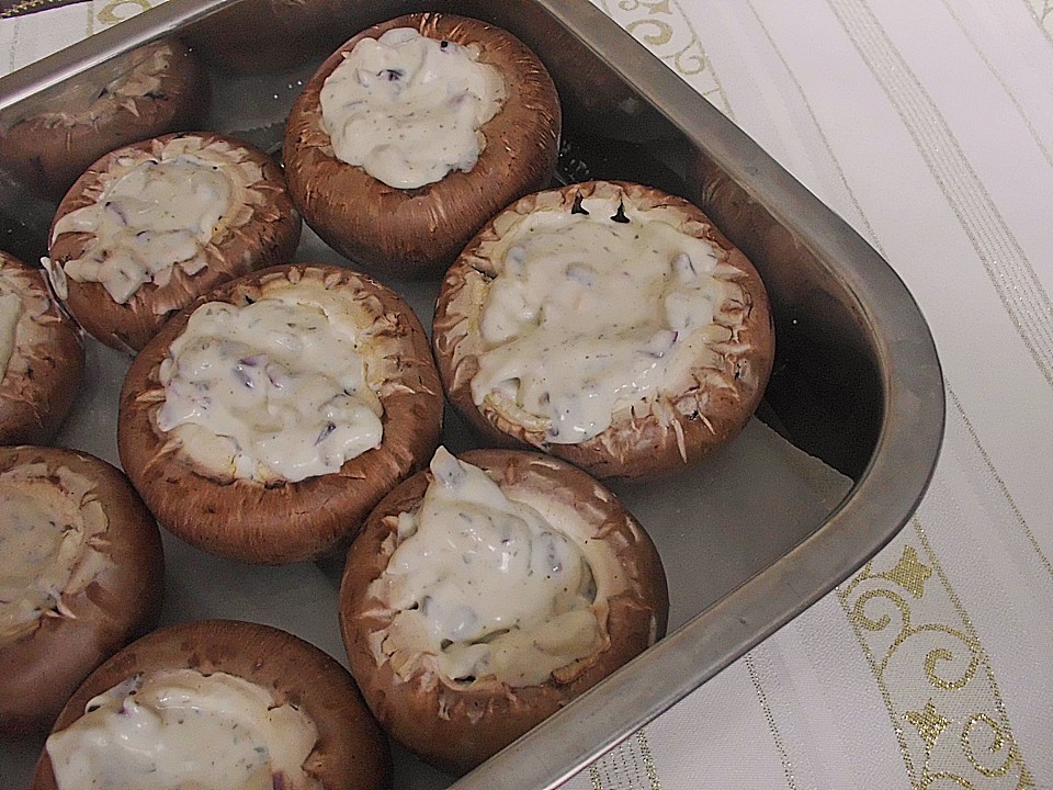 Gefüllte Champignons mit Crème fraîche (Rezept mit Bild) | Chefkoch.de