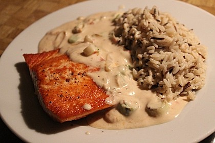 Fischfilets mit Zwiebel - Chili - Sahne - Sauce 6