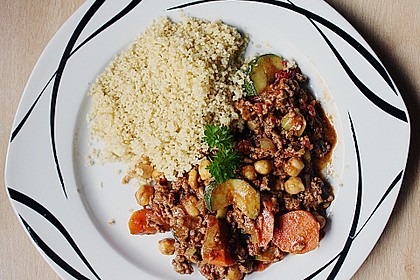 Arabische Hackfleisch - Gem&uuml;se - Pfanne mit Couscous 3