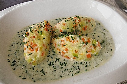 Gemüsenockerl mit Kräutersauce 3